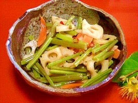 サツマイモの茎と蓮根のキンピラ レシピ 作り方 By ブルーボリジ 楽天レシピ サツマイモの茎と蓮根のキンピラ レシピ 作り方 By ブルーボリジ 楽天レシピ